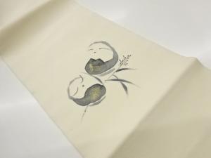 作家物　縮緬地金彩抽象童子模様開き名古屋帯（額縁仕立て）